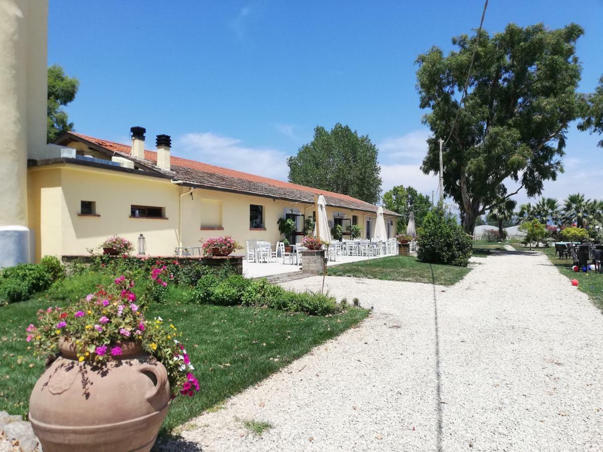 Agriturismo Le Folaghe Terracina Exterior foto